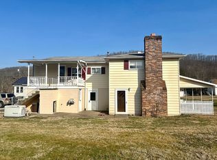 9885 Shortline Hwy, Reader, WV 26167