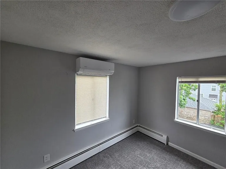 15 Barrows St #C — Photo 17