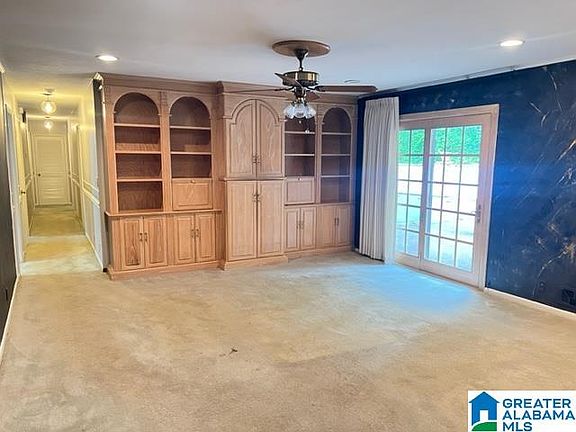 5th image of 1512 Lakeshore Dr