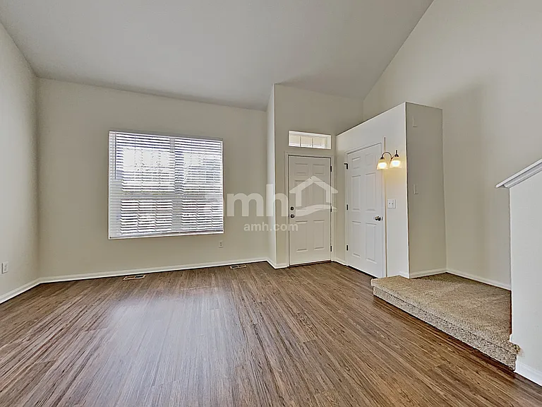 9853 E 112th Dr — Photo 8