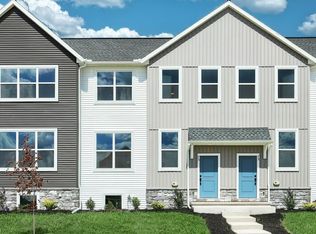 73 N Conifer Dr, Elizabethtown, PA 17022