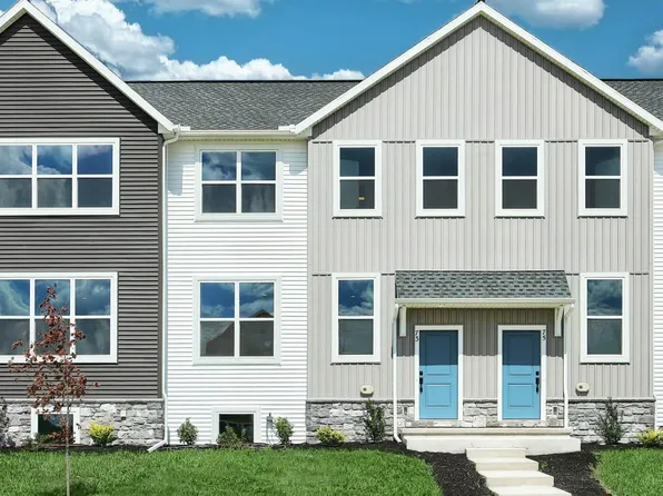 73 N Conifer Dr, Elizabethtown, PA 17022