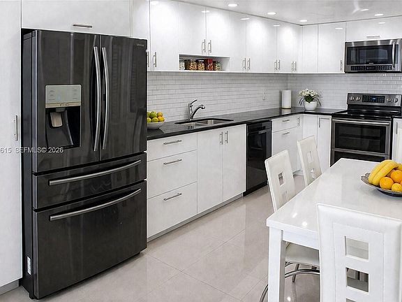 2nd image of 1351 NE Miami Gardens Dr APT 511E