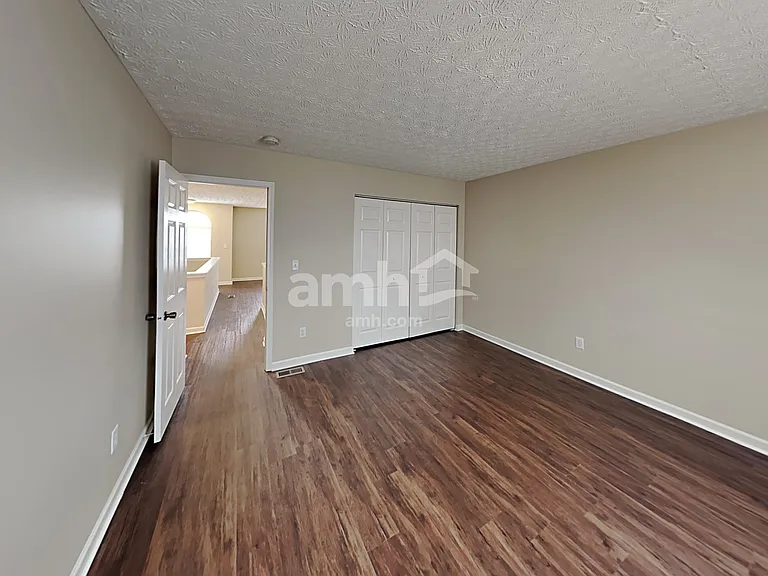 340 Evergreen Cir — Photo 21