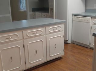 1004 Olde Mill Ln, Hixson, TN 37343