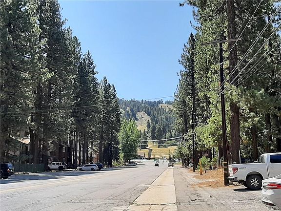 4th image of 710 Summit Blvd