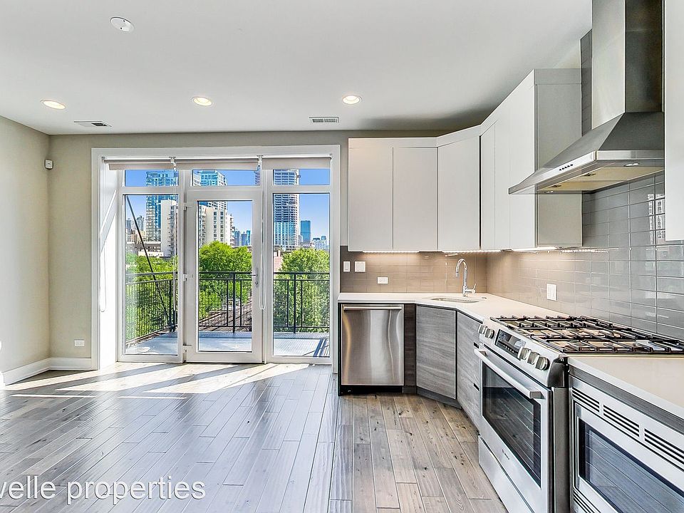1st image of 317 W Evergreen Ave #9920176