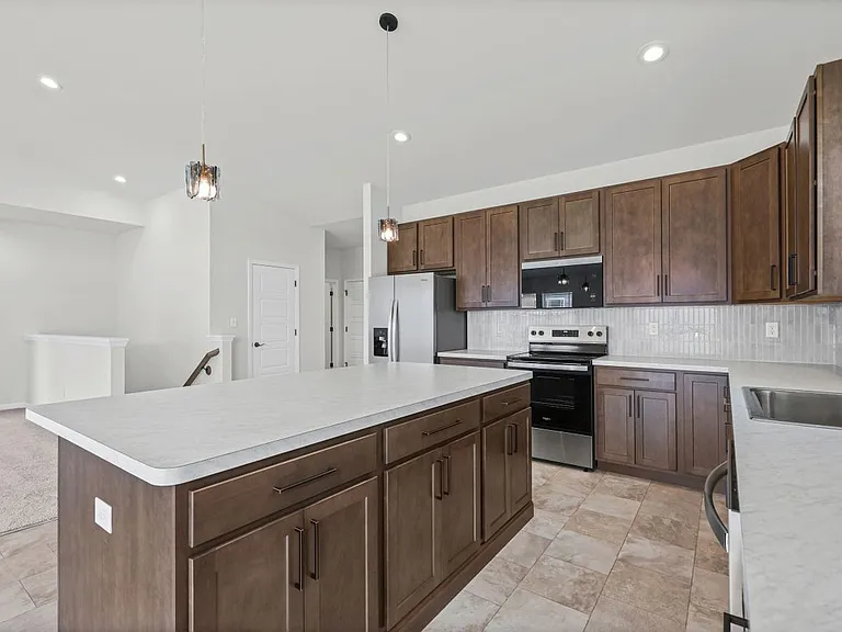 538 Ryehill Dr — Photo 23