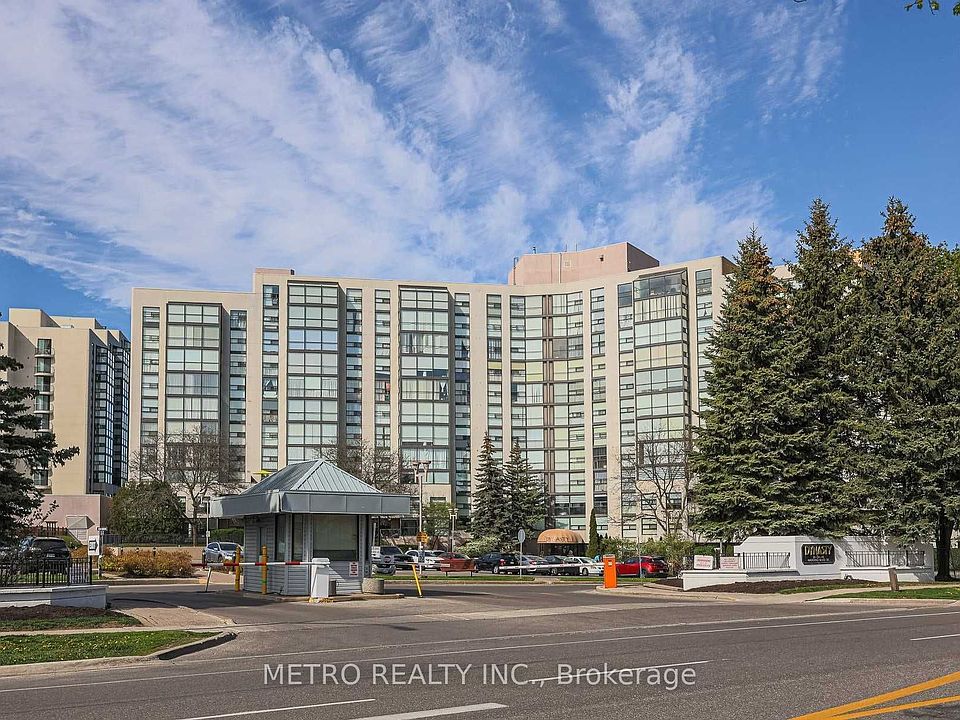 1st image of 30 Harding Blvd #706