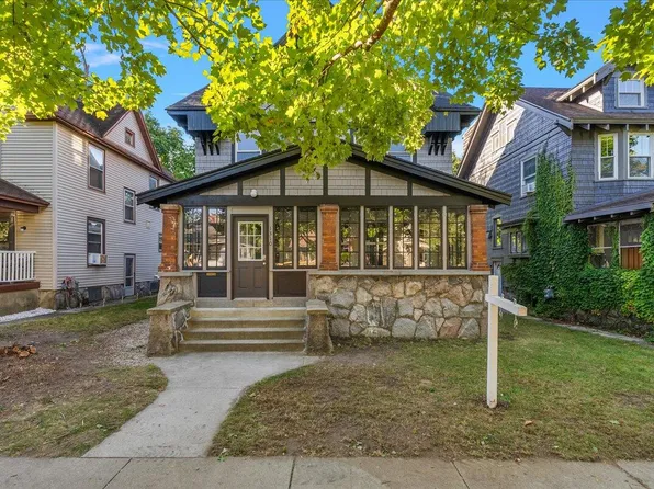 1310 Sherman St SE, Grand Rapids, MI 49506