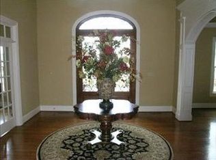 218 Golf Club Dr, Nicholasville, KY 40356