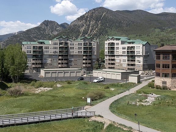 2nd image of 980 Lakepoint Drive UNIT 408