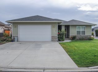 227 S 94th Ave, Yakima, WA