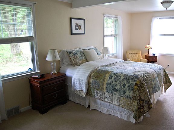 Main floor Master Bedroom