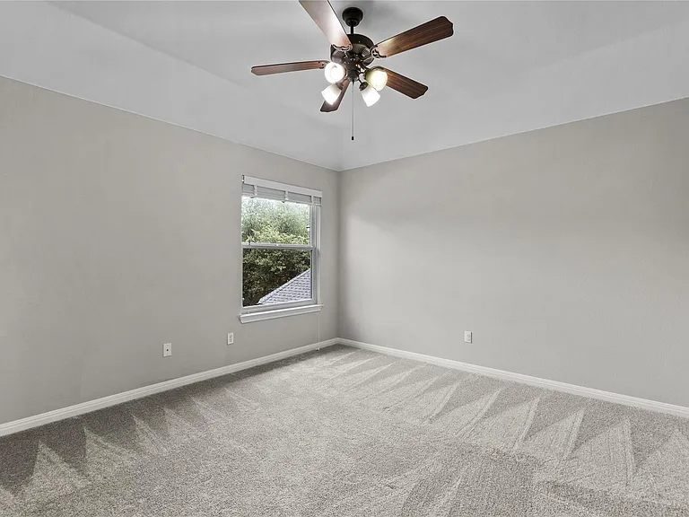 1604 Tahoka Daisy Dr — Photo 35