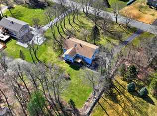 38 Farm View Rd, Monroe, CT 06468