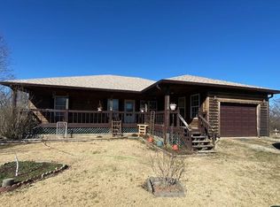 2 Southwest Dr, Thayer, MO 65791