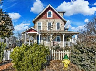 16 Burwell St, Norwalk, CT 06854