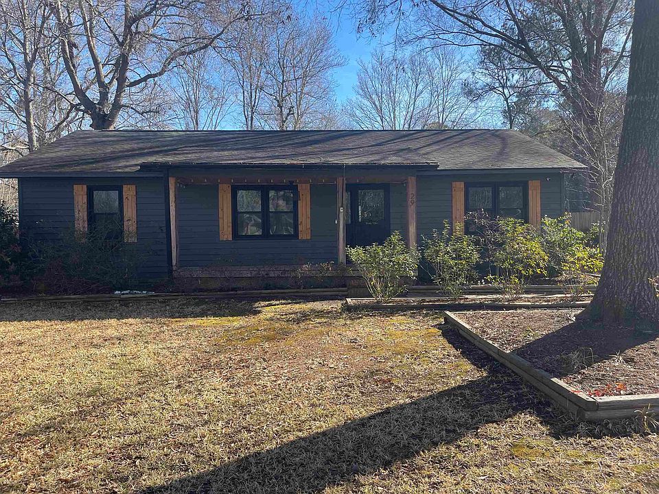 1st image of 29 Cheyanne Rd.