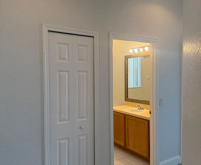 218 N Hampton Dr — Photo 21
