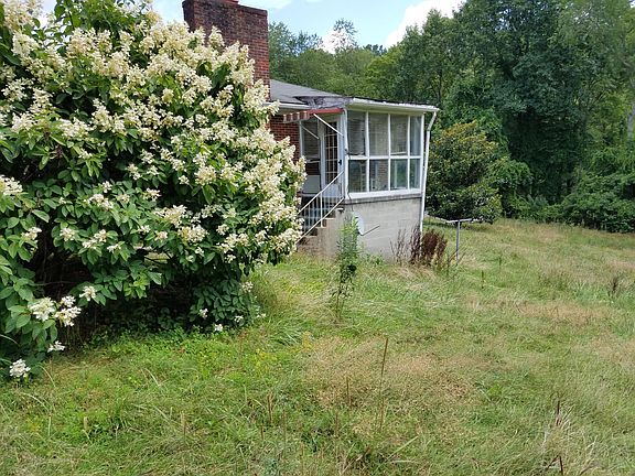 2nd image of 54 Drennen Ln