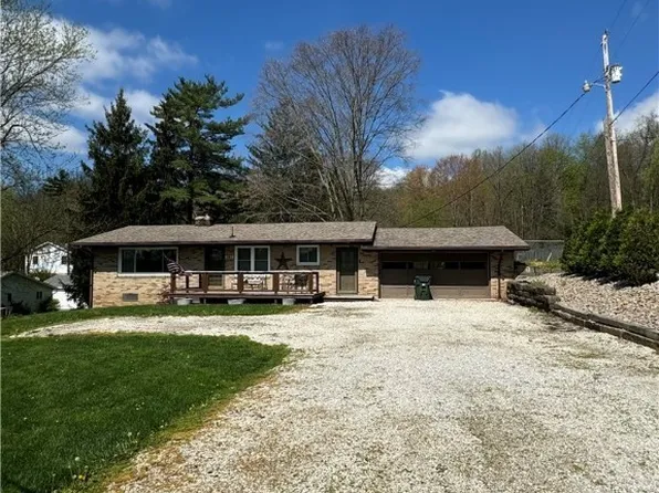 341 Hummel Valley Rd SW, New Philadelphia, OH 44663