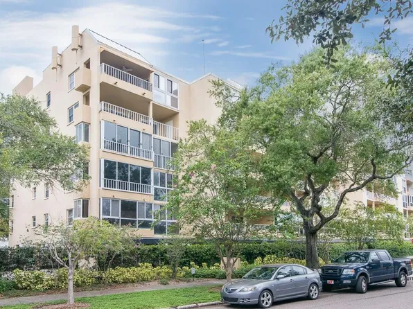160 Columbia Dr APT 407, Tampa, FL 33606
