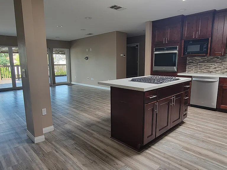 9738 Sherm Cir — Photo 2