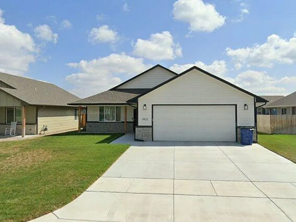 4422 S Mount Carmel Ave