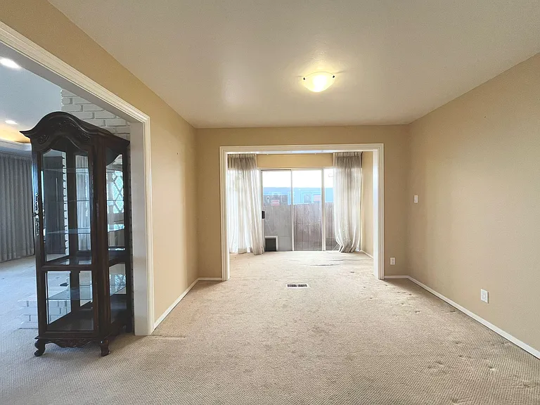 1317 Magnolia Ave — Photo 17