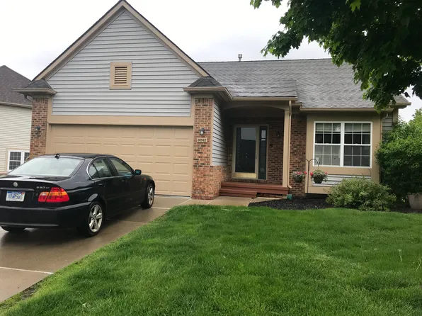 30942 Tanglewood Dr #1, Novi, MI 48377