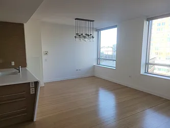 Rented by R New York