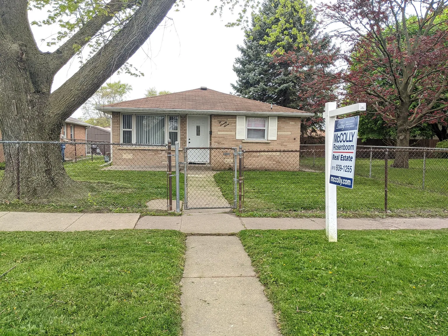 3 bed, 1085 sqft, $2,095 — Photo 1