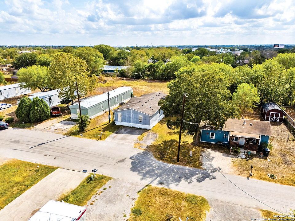 1st image of 158 Dollar Dr