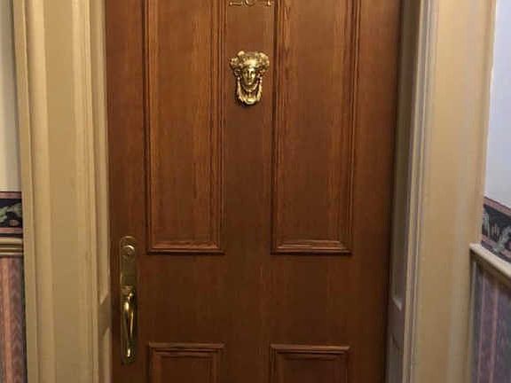 3rd image of 196 Morton Ave APT 204