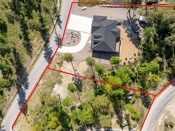 4th image of 335 Skookum Rd