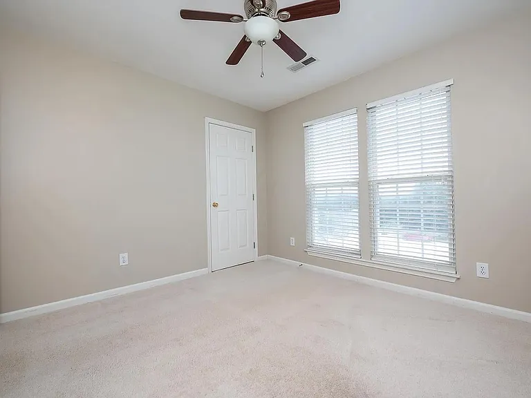 510 Bayberry Ridge Ct — Photo 14