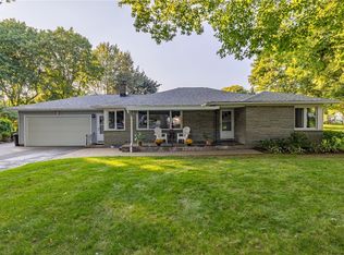 95 Washington Rd, Pittsford, NY 14534