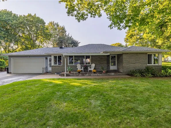 95 Washington Rd, Pittsford, NY 14534