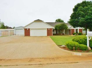610 N Cardinal Way, Mustang, OK 73064
