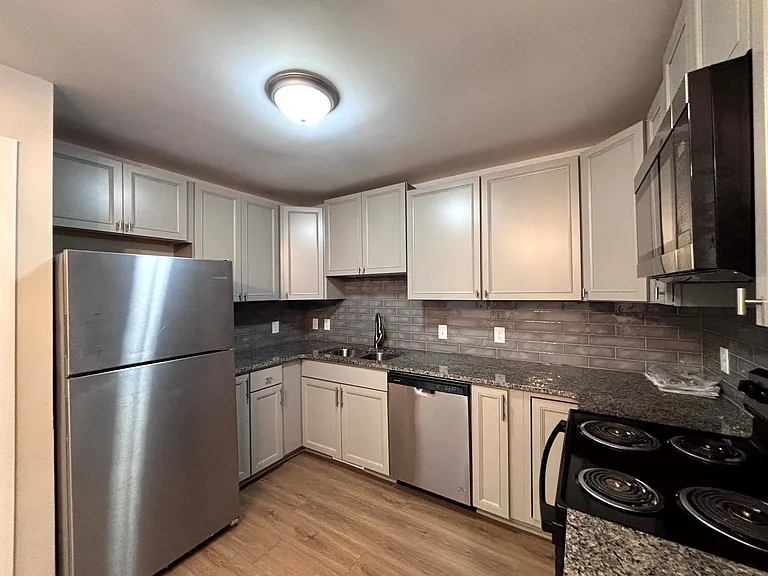 575 Countrytown Dr — Photo 5