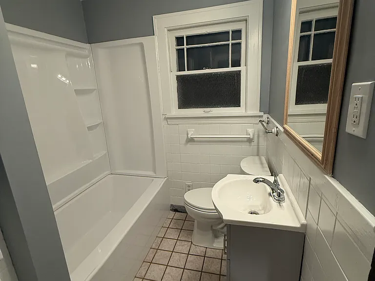 27 Elm St — Photo 10