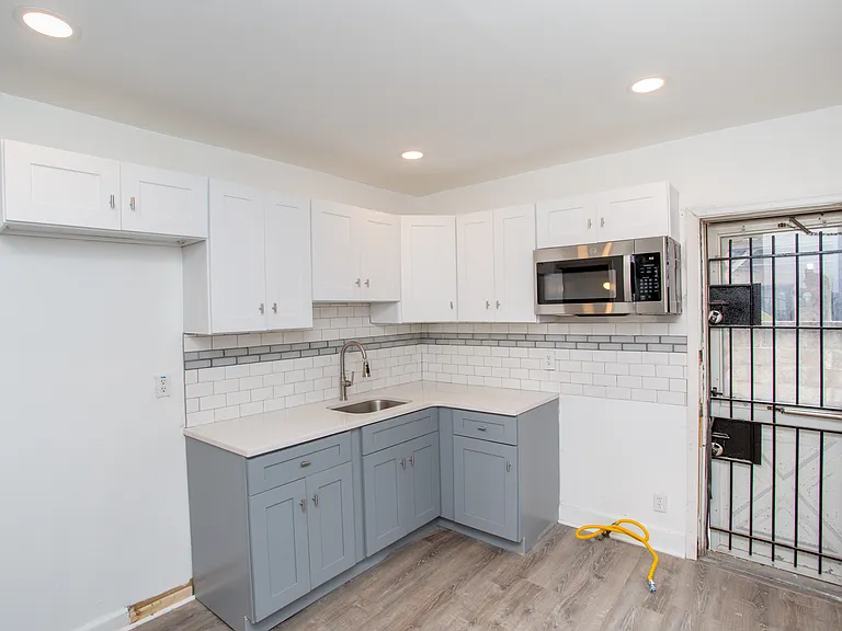 2465 N Garnet St — Photo 18