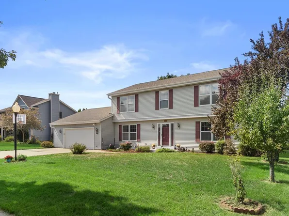 629 Two Rivers DRIVE, Mukwonago, WI 53149