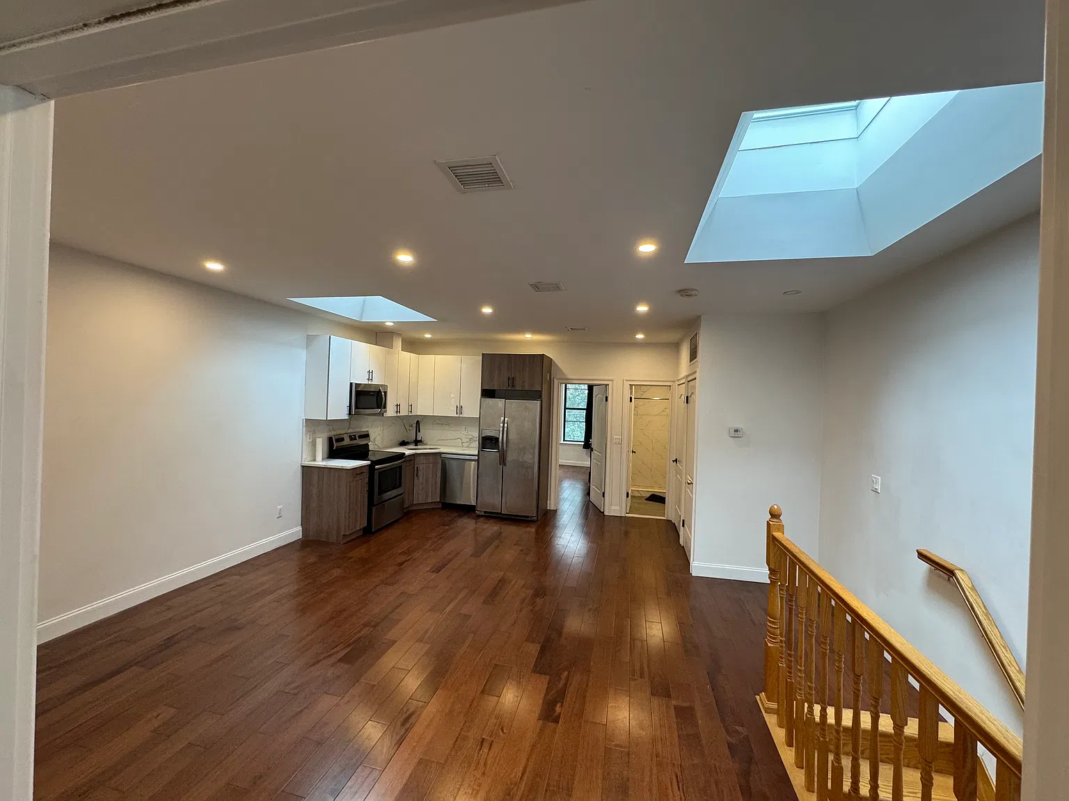 245 Vermont Street — Photo 3