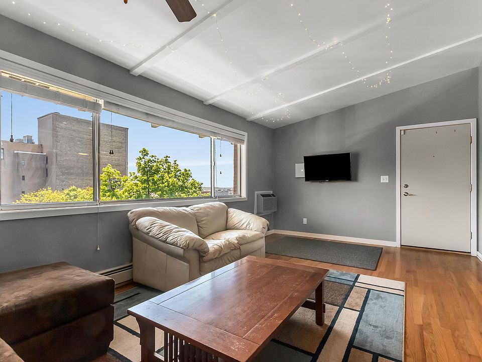 1st image of 47 Lafayette Ave NE #307