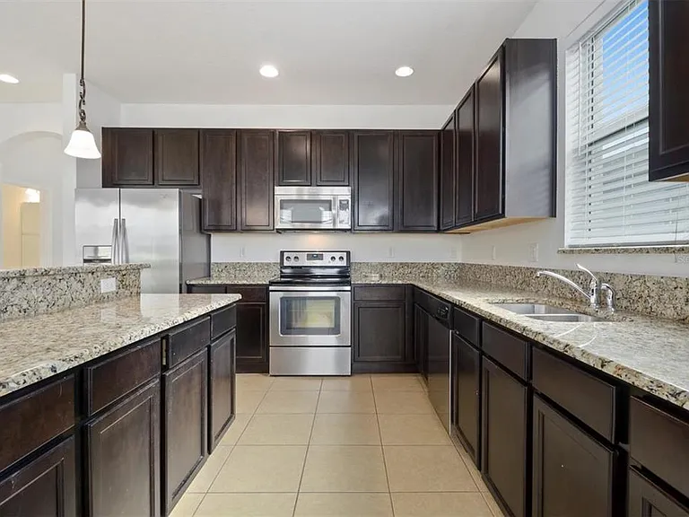4475 Biscayne Breeze Way — Photo 10