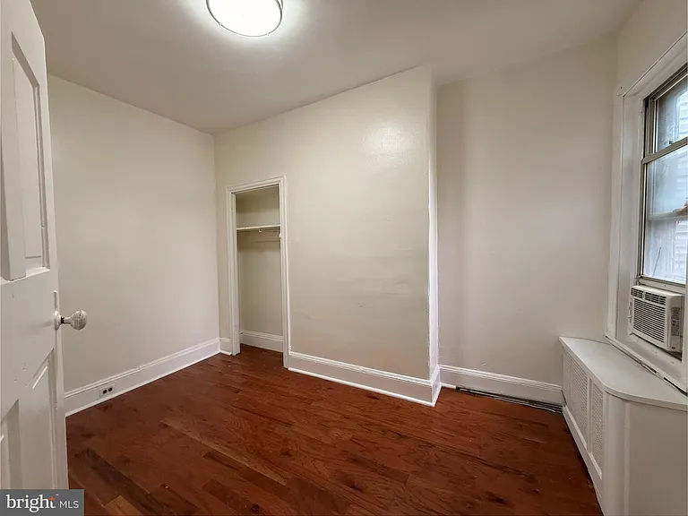 2127 Tasker St #2 — Photo 2