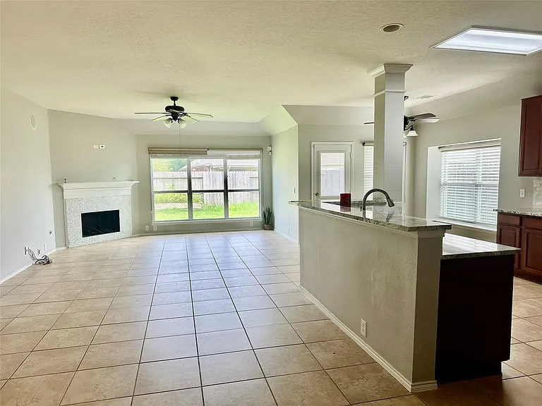 30318 Mesa Valley Dr — Photo 6