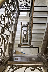 Rented by CiCi Realty Corporation